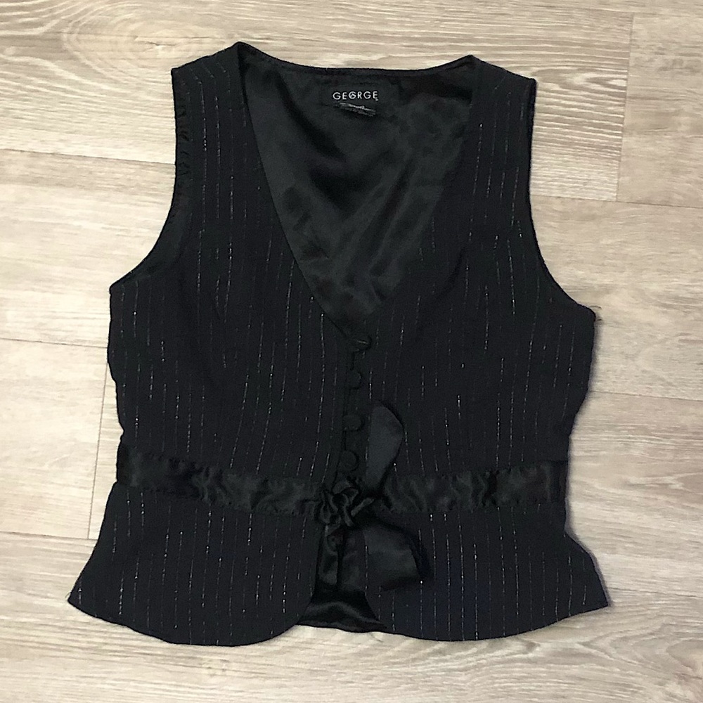 🌼 Girl’s George Vest